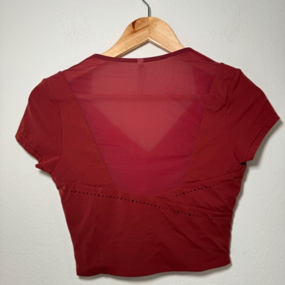 Athleta Top Women's XS Rust It's A Wrap Tee Performance Active Workout Yoga Crop - Picture 6 of 7